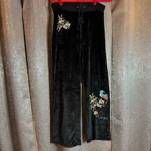 BCBG Maxazria Velour Embroidered Pants! Never worn!